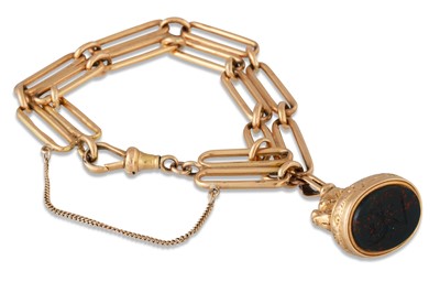 Lot 43 - AN 18CT GOLD ANTIQUE DOUBLE TROMBONE LINK...