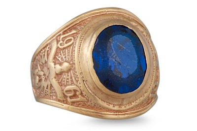 Lot 131 - A GENT'S GLASS SET COLLEGE RING, mounted in...