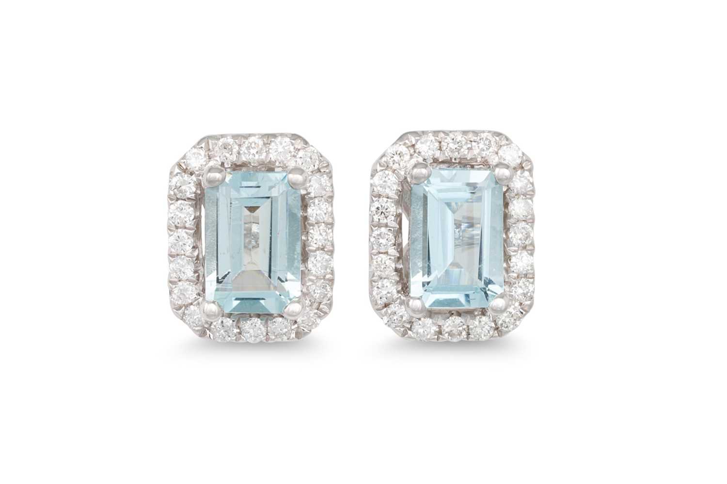 Lot 14 - A PAIR OF DIAMOND AND AQUAMARINE CLUSTER...