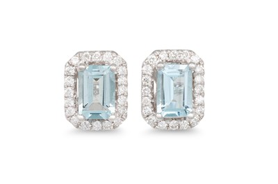 Lot 14 - A PAIR OF DIAMOND AND AQUAMARINE CLUSTER...