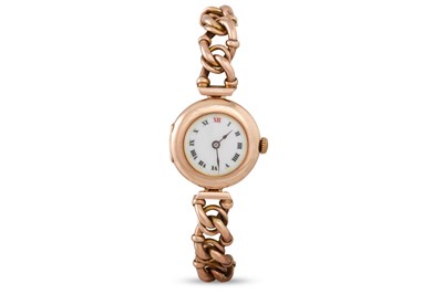 Lot 358 - A LADY'S WRISTWATCH, 9ct gold case & bracelet...