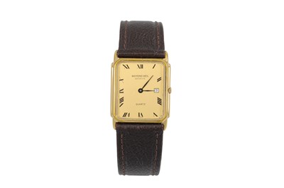 Lot 189 - A GENT'S RAYMOND WEIL WRISTWATCH, gilt dial,...