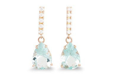 Lot 133 - A PAIR OF AQUAMARINE AND DIAMOND DROP EARRINGS,...