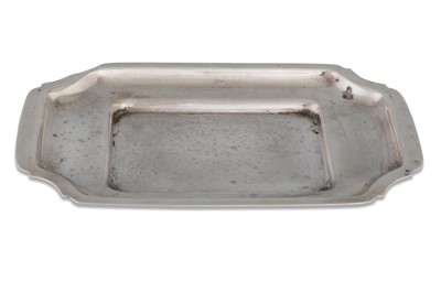 Lot 389 - A MODERN IRISH SILVER CARD TRAY, Dublin 1970,...