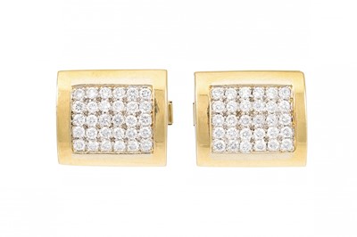 Lot 405 - A PAIR OF DIAMOND SET CUFFLINKS, the brilliant...