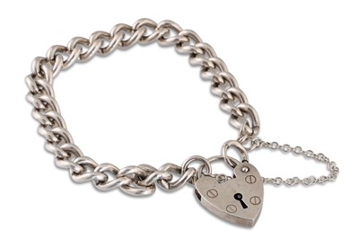 Lot 61 - A STERLING SILVER (.925) CURB LINK BRACELET,...