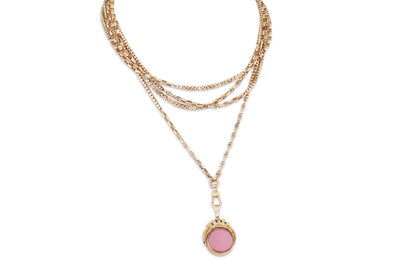 Lot 43 - AN ANTIQUE GOLD MUFF CHAIN, suspending a...
