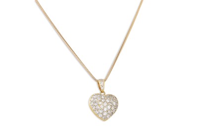 Lot 32 - A DIAMOND SET LOCKET, heart shaped, mounted in...
