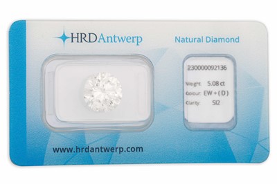 Lot 157 - AN UNMOUNTED DIAMOND, the brilliant cut...