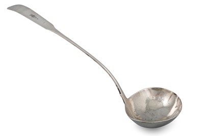 Lot 395 - A GEORGE III IRISH SILVER SOUP LADLE, bow...