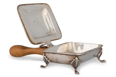 Lot 403 - A MODERN IRISH SILVER RESIN HANDLE WAITERS...