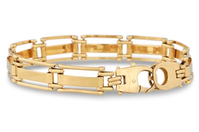Lot 77 - AN 18CT YELLOW GOLD PANEL BRACELET, stylised...