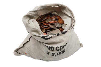 Lot 366 - A 6 KG SACK OF MODERN IRISH/ENGLISH COINS &...