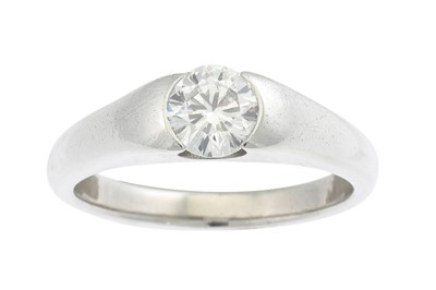 Lot 112 - A DIAMOND SOLITAIRE RING, the brilliant cut...