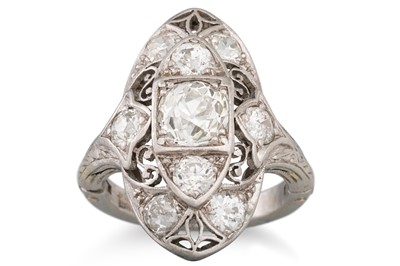 Lot 289 - AN ART DECO BOAT SHAPED DIAMOND CLUSTER RING,...