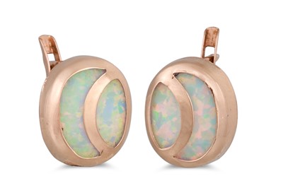 Lot 267 - A PAIR OF ROSE GOLD EARRINGS, mounted 9ct gold