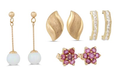 Lot 268 - FOUR PAIRS OF GOLD EARRINGS, gem set etc.