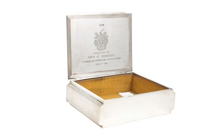 Lot 445 - A PRE-WAR SILVER RECTANGULAR CIGARETTE/CIGAR...