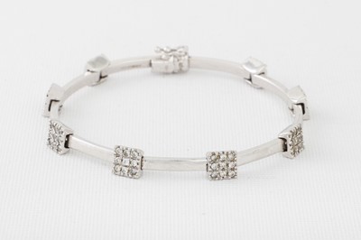 Lot 88 - A 9CT WHITE GOLD STONE SET BRACELET, 13.5 g