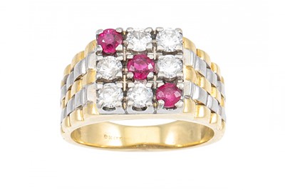 Lot 81 - A RUBY AND DIAMOND RING, mounted in 18ct gold,...