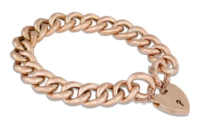 Lot 20 - AN ANTIQUE GOLD CURB LINK BRACELET, padlock...