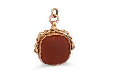 Lot 228 - A BLOOD STONE AND CARNELIAN SWIVEL SEAL,...