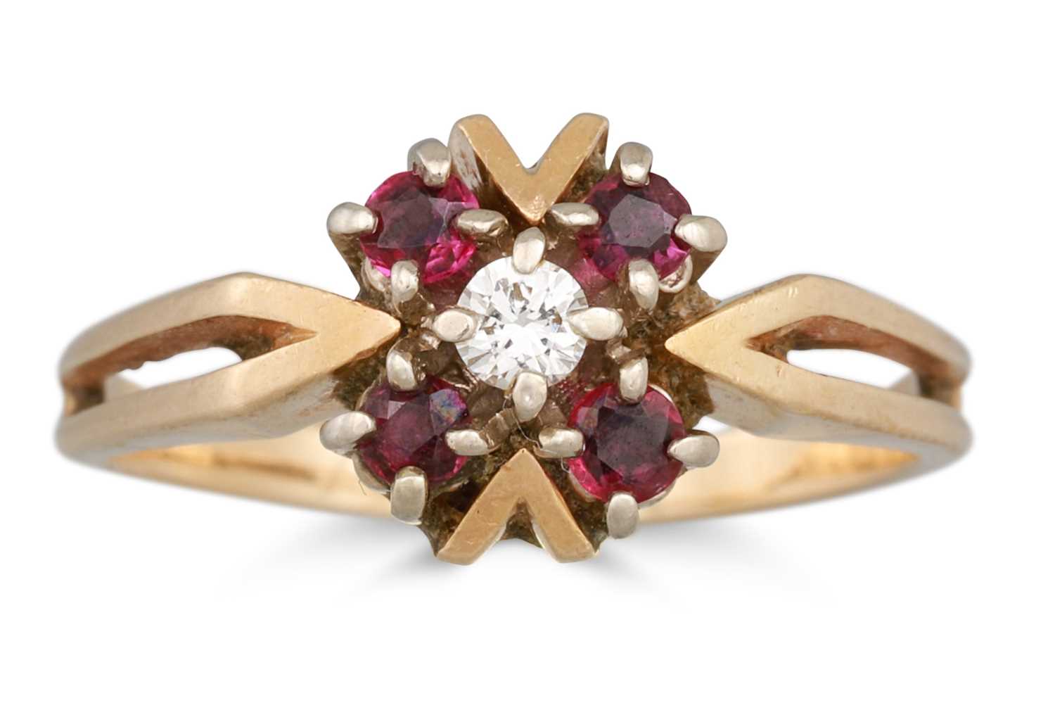 Lot 29 - A DIAMOND AND GEMSTONE CLUSTER RING, mounted...