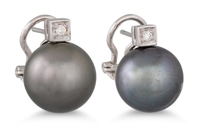 Lot 153 - A PAIR OF TAHITIAN PEARL AND DIAMOND EARRINGS,...