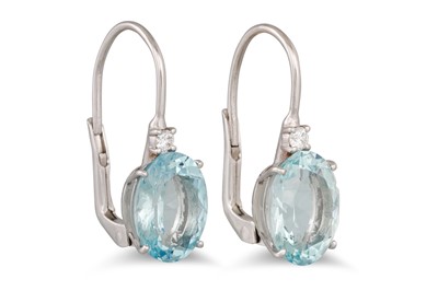 Lot 156 - A PAIR OF AQUAMARINE AND DIAMOND DROP EARRINGS,...