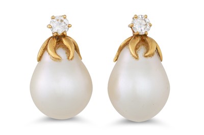 Lot 257 - A PAIR OF SOUTH SEA PEARL AND DIAMOND EARRINGS,...