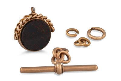 Lot 2 - A BLOODSTONE SEAL PENDANT, together with a 9ct...
