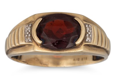 Lot 94 - A 9CT GOLD SIGNET RING, size V, 4 g.