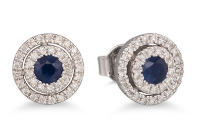 Lot 125 - A PAIR OF DIAMOND AND SAPPHIRE CLUSTER...