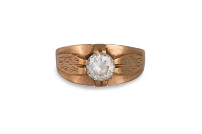 Lot 180 - A 9CT ROSE GOLD VINTAGE DRESS RING, gem set...