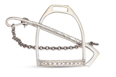 Lot 143 - AN ANTIQUE 14CT GOLD AND DIAMOND EQUESTRIAN...