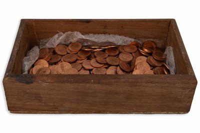 Lot 397 - A COLLECTION OF 1967 ENGLISH COPPER HALPENNIES