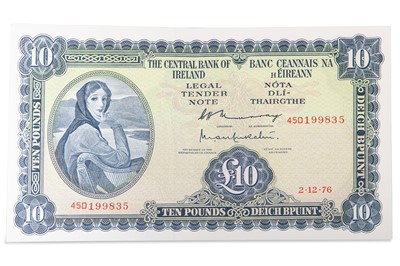 Lot 376 - THREE PAIRS OF CONSECUTIVE LADY LAVERY £10...