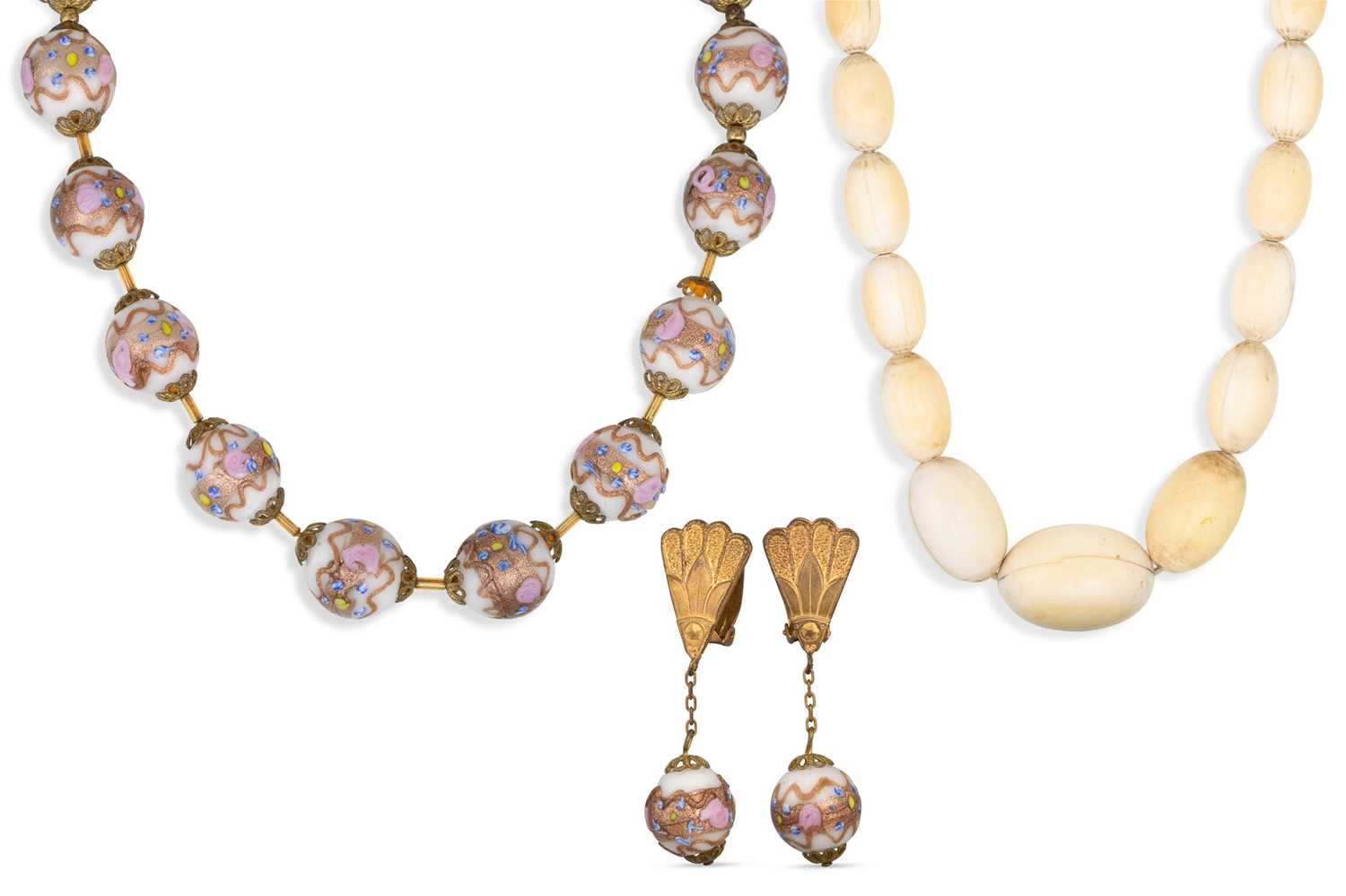 Lot 79 - A VINTAGE POLYCHROME GLASS NECKLACE, metal...