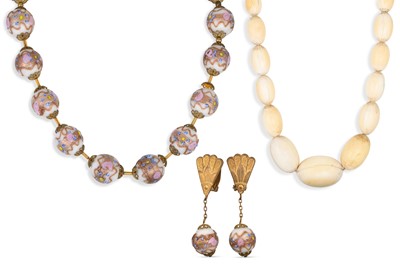 Lot 177 - A VINTAGE POLYCHROME GLASS NECKLACE, metal...