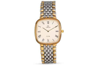 Lot 362 - A MID SIZE OMEGA DE VILLE WRISTWATCH, Roman...
