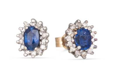Lot 98 - A PAIR OF DIAMOND AND SAPPHIRE CLUSTER...