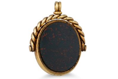 Lot 104 - AN ANTIQUE GOLD SWIVEL SEAL, set with...