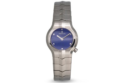 Lot 370 - A LADY'S TAG HEUER STAINLESS STEEL WRISTWATCH,...