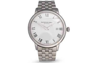 Lot 371 - A GENT'S RAYMOND WEIL WRISTWATCH, stainless...
