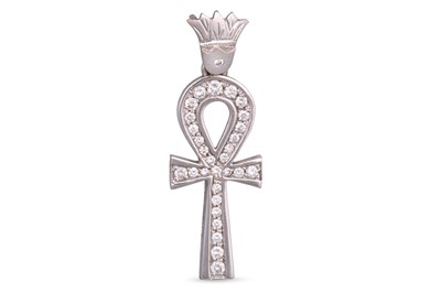 Lot 208 - A DIAMOND PENDANT, modelled as an Anur cross,...