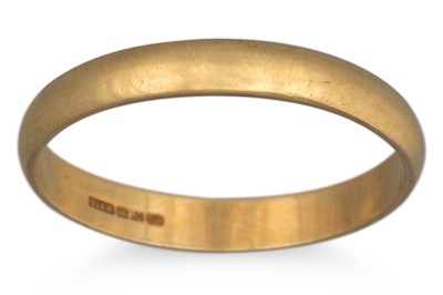 Lot 14 - THREE GOLD RINGS, one 9ct with onyx, one 18ct...