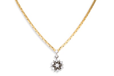 Lot 75 - AN 18CT GOLD BRICK LINK NECKLACE, suspending a...