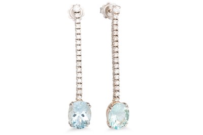 Lot 153 - A PAIR OF DIAMOND AND AQUAMARINE DROP EARRINGS,...