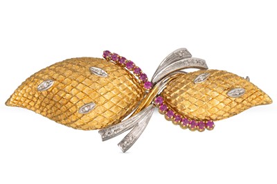 Lot 217 - A VINTAGE RUBY AND DIAMOND BROOCH, of...