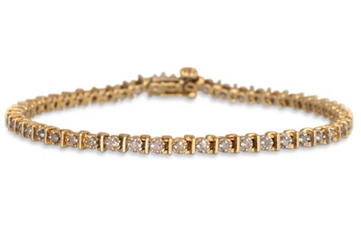 Lot 164 - A DIAMOND SET BRACELET, mounted in 14ct gold,...